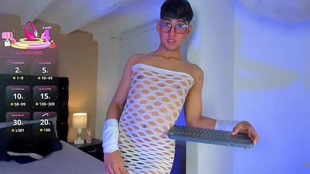 Dark hairy  online show from September 26, 2025, 4:38 am