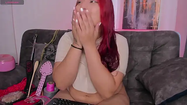 sussy parker online show from September 19, 2025, 3:34 pm