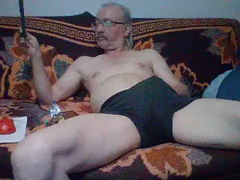 loverboyxxx69 online show from February 16, 2025, 4:10 pm