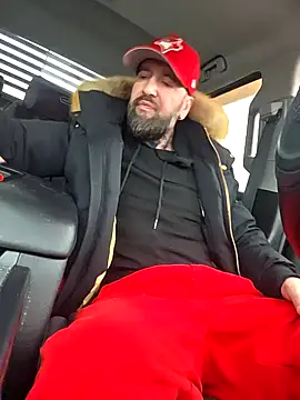 Snapshot of Beardedtattood chatting on February 20, 2026, 2:06 pm Beardedtattood online show from February 20, 2026, 2:06 pm