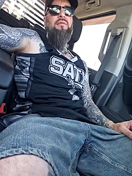 Beardedtattood online show from May 19, 2026, 3:07 pm