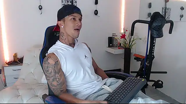 Leonard Price online show from March 7, 2025, 12:23 pm