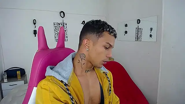 Leonard Price online show from November 16, 2025, 1:55 am