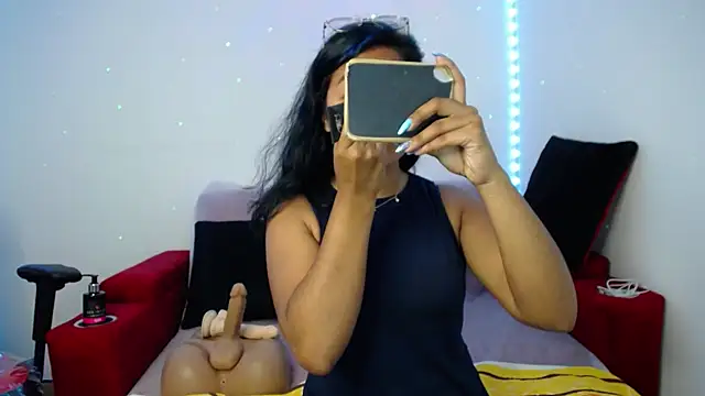 ricura mily online show from January 18, 2025, 3:09 am