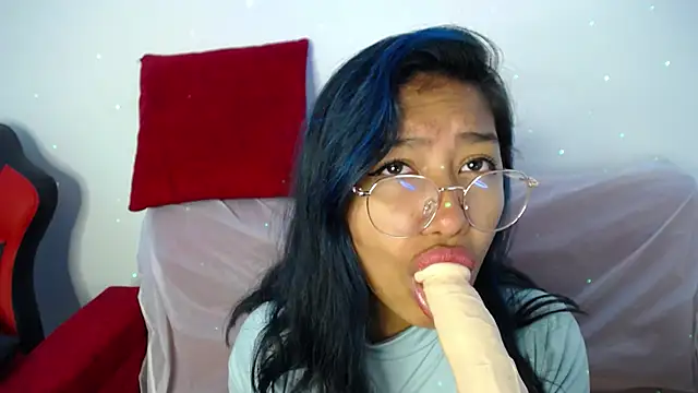 ricura mily online show from January 23, 2025, 4:41 am