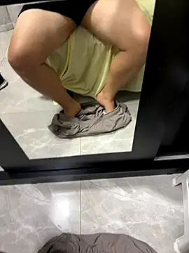 pintao6996 online show from October 13, 2025, 4:01 am