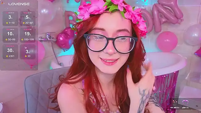 Snapshot of Dark_Lola_ chatting on September 23, 2025, 3:09 am Dark Lola  online show from September 23, 2025, 3:09 am