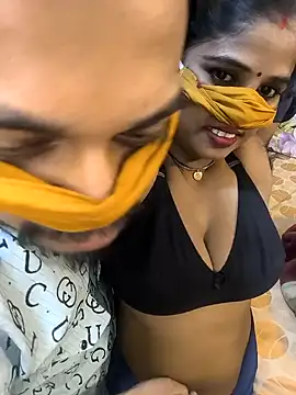 Snapshot of Indian_Lust_Couple chatting on December 5, 2024, 7:38 pm Indian Lust Couple online show from December 5, 2024, 7:38 pm