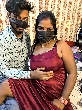 Snapshot of Indian_Lust_Couple chatting on December 16, 2024, 5:54 pm Indian Lust Couple online show from December 16, 2024, 5:54 pm