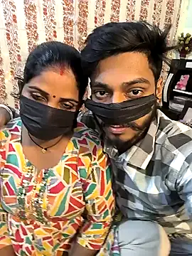 Snapshot of Indian_Lust_Couple chatting on December 18, 2024, 5:42 pm Indian Lust Couple online show from December 18, 2024, 5:42 pm