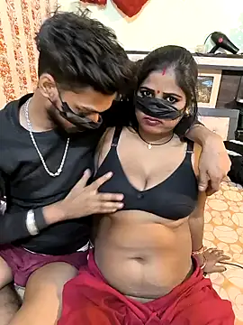 Snapshot of Indian_Lust_Couple chatting on December 22, 2024, 10:25 pm Indian Lust Couple online show from December 22, 2024, 10:25 pm