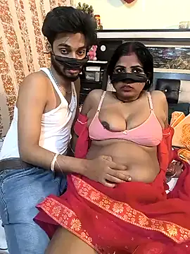 Snapshot of Indian_Lust_Couple chatting on December 29, 2024, 9:20 pm Indian Lust Couple online show from December 29, 2024, 9:20 pm