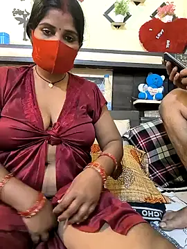Snapshot of Indian_Lust_Couple chatting on February 1, 2025, 2:05 am Indian Lust Couple online show from February 1, 2025, 2:05 am