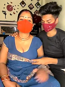 Snapshot of Indian_Lust_Couple chatting on February 18, 2025, 11:41 pm Indian Lust Couple online show from February 18, 2025, 11:41 pm