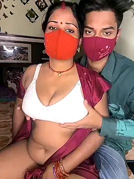 Snapshot of Indian_Lust_Couple chatting on February 19, 2025, 6:10 pm Indian Lust Couple online show from February 19, 2025, 6:10 pm