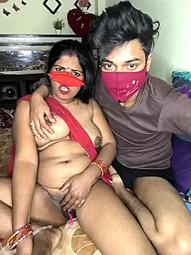 Snapshot of Indian_Lust_Couple chatting on February 27, 2025, 12:21 am Indian Lust Couple online show from February 27, 2025, 12:21 am
