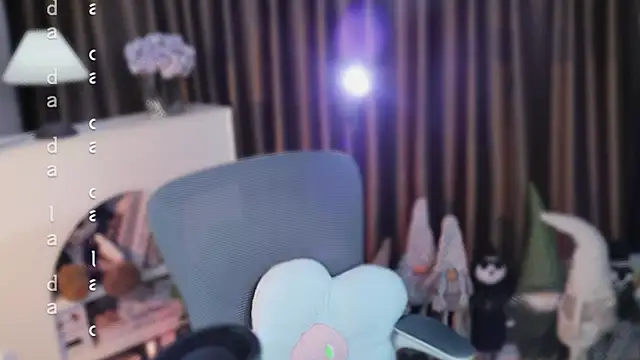 Arwyn-rr online show from March 13, 2026, 12:12 pm