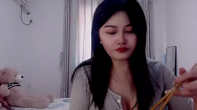 Little-sweet online show from March 18, 2025, 1:53 am