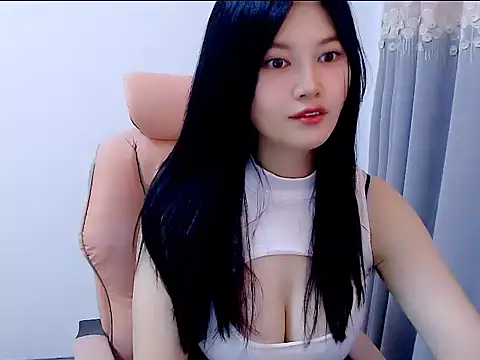 Snapshot of Little-sweet chatting on September 20, 2025, 1:28 am Little-sweet online show from September 20, 2025, 1:28 am