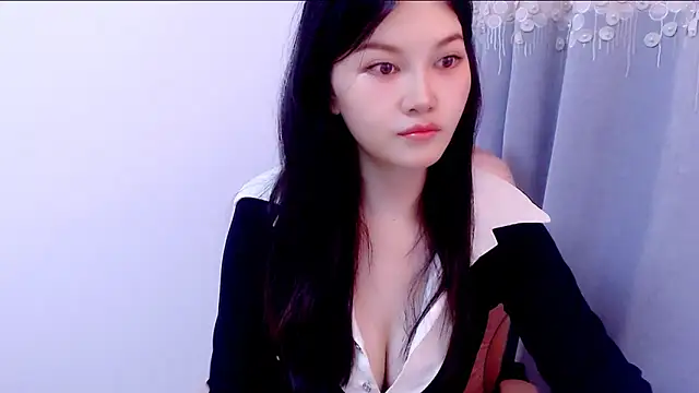 Snapshot of Little-sweet chatting on September 26, 2025, 1:42 am Little-sweet online show from September 26, 2025, 1:42 am