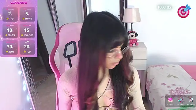 DannaDooll99 online show from January 13, 2025, 12:56 pm