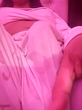 DannaDooll99 online show from November 24, 2025, 12:43 am