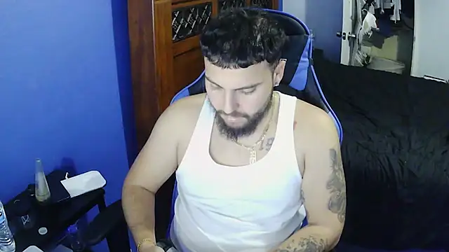 Snapshot of MasterKvn chatting on March 18, 2025, 8:25 am MasterKvn online show from March 18, 2025, 8:25 am