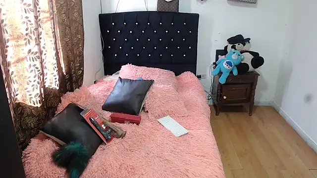 Julieta jonesss online show from January 15, 2025, 8:16 pm