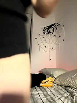 AgnesCampp online show from October 22, 2025, 7:13 pm