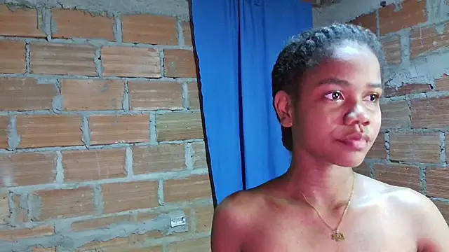 Luciia cute online show from November 27, 2025, 8:55 pm