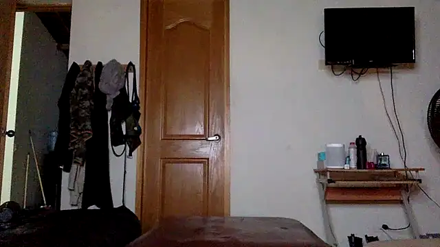 Snapshot of venustattoopussy chatting on December 12, 2024, 6:14 am venustattoopussy online show from December 12, 2024, 6:14 am