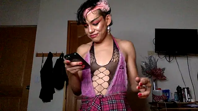 Snapshot of venustattoopussy chatting on January 8, 2025, 6:09 am venustattoopussy online show from January 8, 2025, 6:09 am