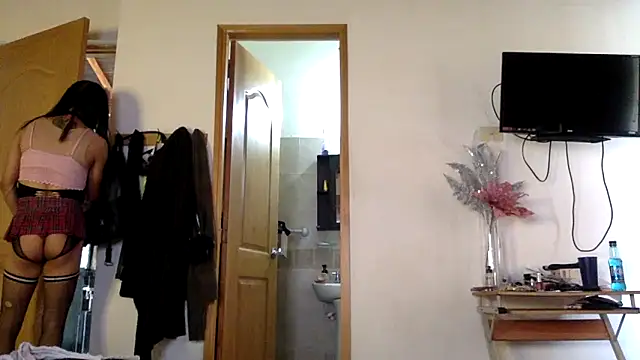 Snapshot of venustattoopussy chatting on February 16, 2025, 9:59 pm venustattoopussy online show from February 16, 2025, 9:59 pm