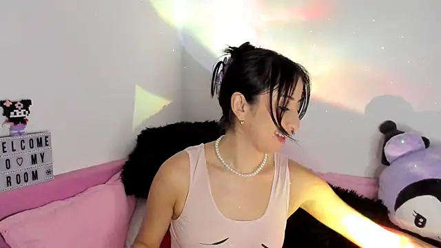 gabyye capprins online show from February 10, 2025, 1:24 am