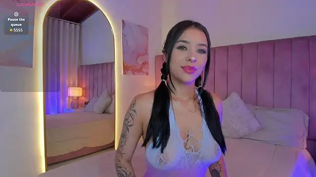 SweetGirl       online show from October 11, 2025, 10:58 am