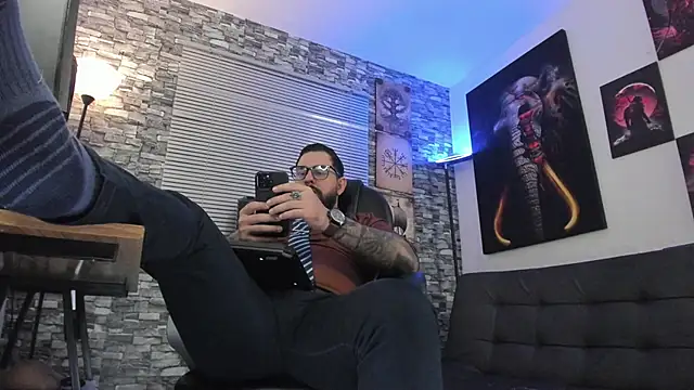 Ethan Castellano online show from June 4, 2026, 10:38 pm