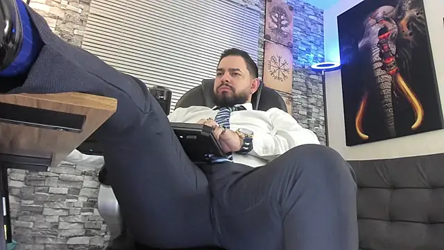 Ethan Castellano online show from June 30, 2026, 10:33 pm
