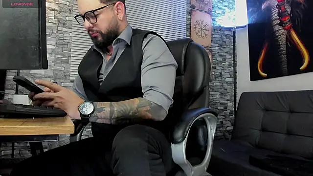 Ethan Castellano online show from July 18, 2026, 10:02 pm