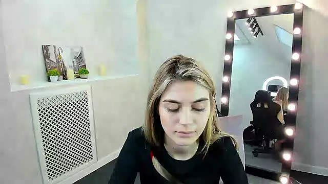 Cherry Price online show from December 12, 2024, 3:43 am