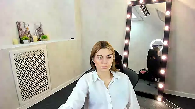 Cherry Price online show from December 18, 2024, 12:43 am