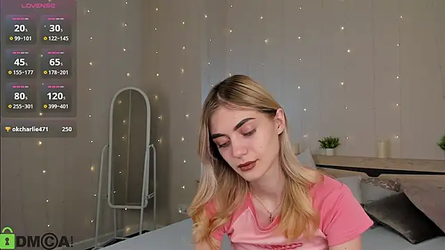 Snapshot of Cherry_Price chatting on September 22, 2025, 12:23 am Cherry Price online show from September 22, 2025, 12:23 am