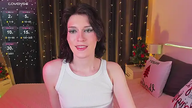 Snapshot of Kolette_Gray chatting on December 28, 2024, 3:15 pm Kolette Gray online show from December 28, 2024, 3:15 pm