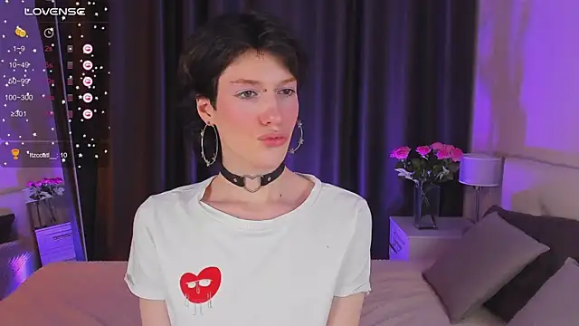 Snapshot of Kolette_Gray chatting on March 2, 2025, 8:27 am Kolette Gray online show from March 2, 2025, 8:27 am