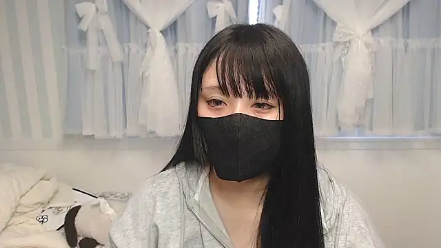 yua0727 online show from June 1, 2026, 11:17 pm