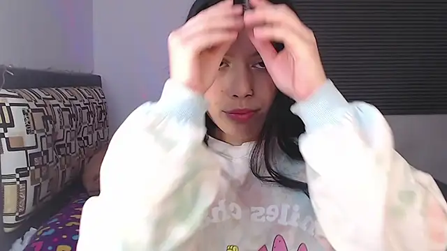 Snapshot of iam_emy chatting on October 18, 2025, 12:35 am iam emy online show from October 18, 2025, 12:35 am