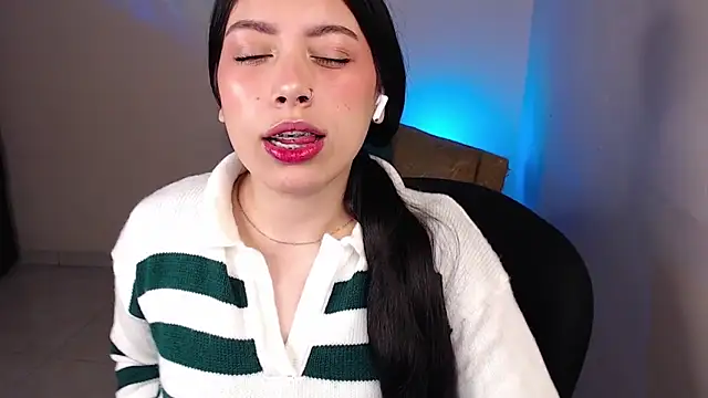 iam emy online show from June 19, 2026, 9:29 pm