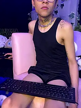 Snapshot of jacks_hotter chatting on January 22, 2025, 5:26 am jacks hotter online show from January 22, 2025, 5:26 am