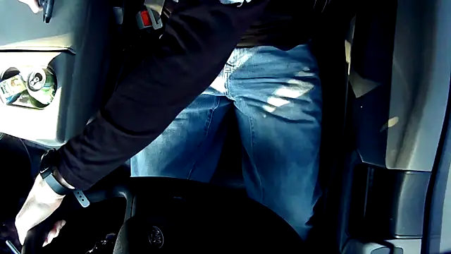 Snapshot of Spunwhiteboy1992 chatting on October 11, 2025, 8:29 pm Spunwhiteboy1992 online show from October 11, 2025, 8:29 pm