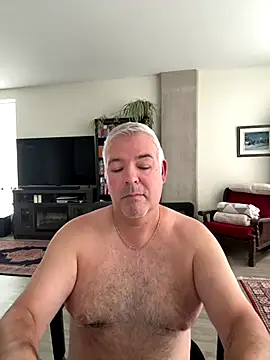 aarosteev2 online show from January 7, 2026, 5:04 pm