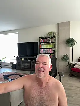 aarosteev2 online show from January 9, 2026, 2:09 pm